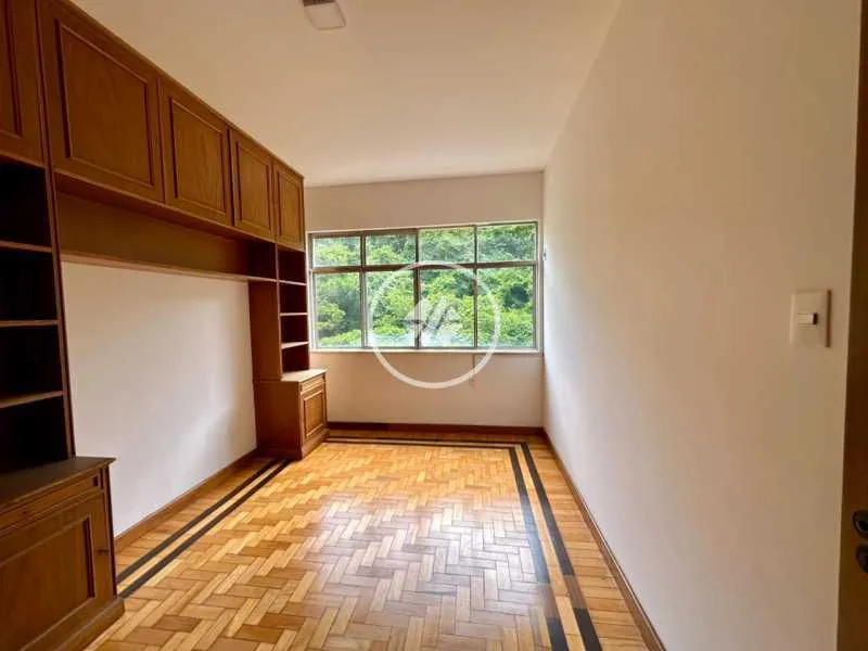 4-bedroom apartment with a water view in Rio de Janeiro — photo 16