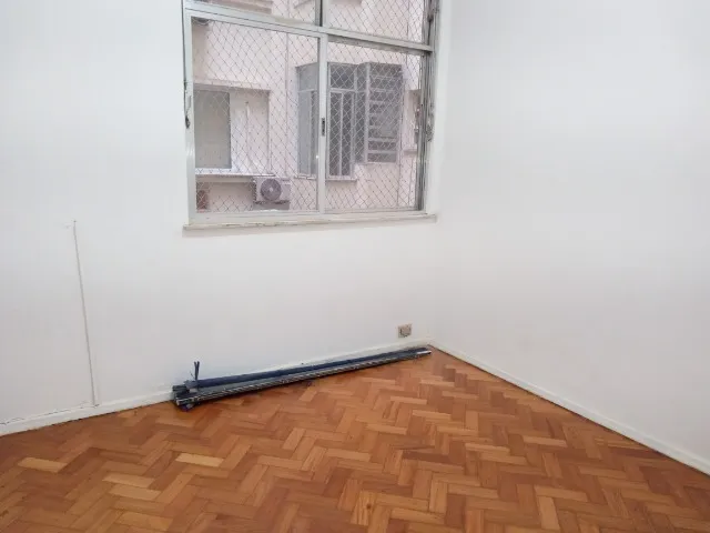 Apartamento com piso de madeira ou laminado, Flamengo — photo 10