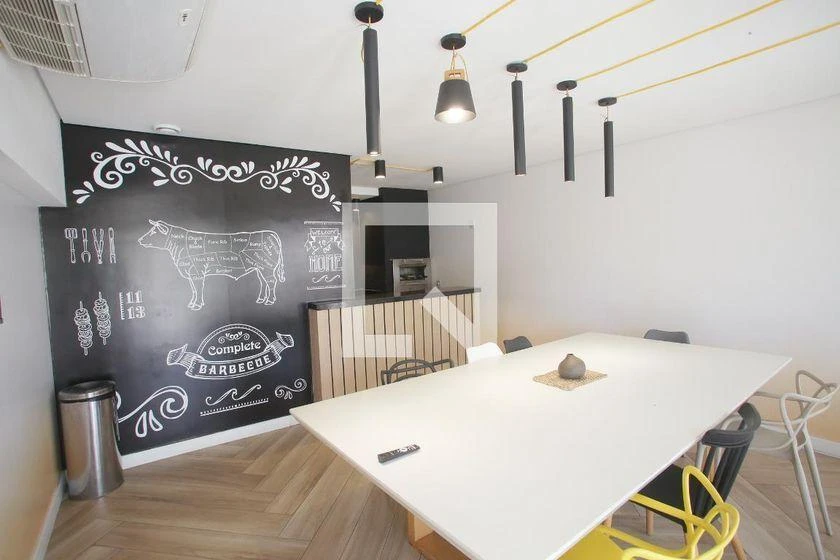 Furnished apartment with private garden and 114 m² — photo 40