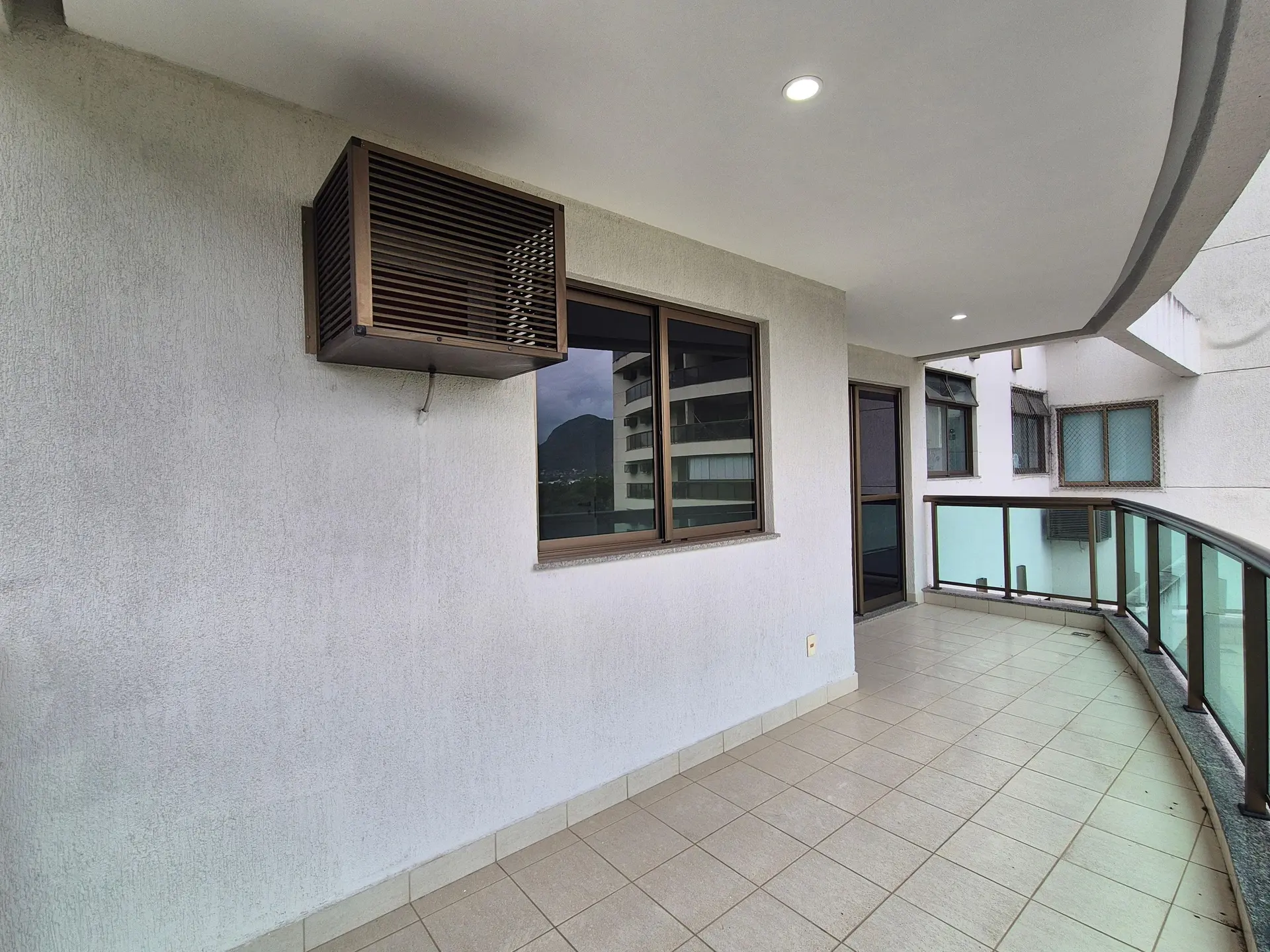 2-bedroom apartment with a home office — photo 15
