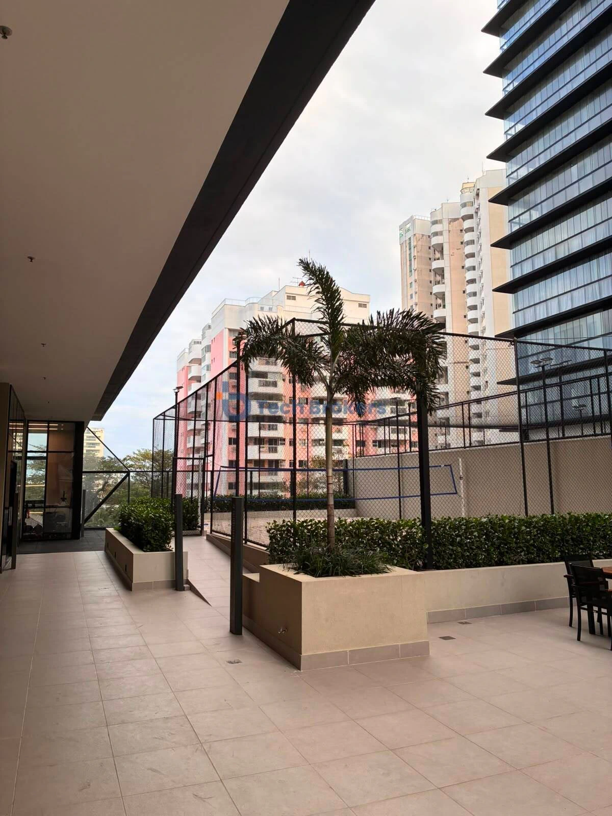 2-bedroom apartment with a glass-enclosed balcony — photo 22