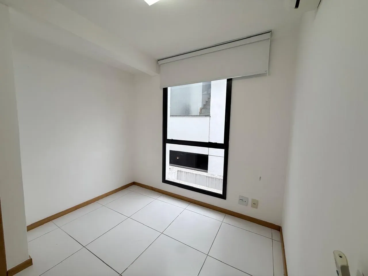Casa com janelas do piso ao teto, Recreio dos Bandeirantes — photo 35