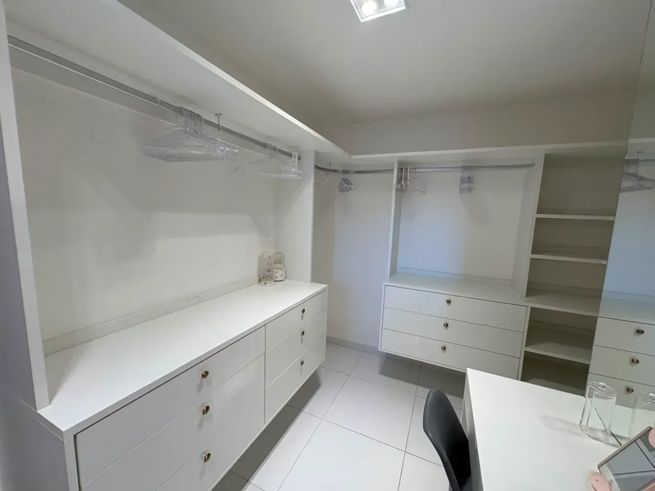 Casa para aluguel com 5 quartos e 5 banheiros, 266 m² — photo 8