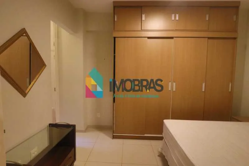 2-bedroom apartment with 3 bathrooms and an open-plan kitchen — photo 4
