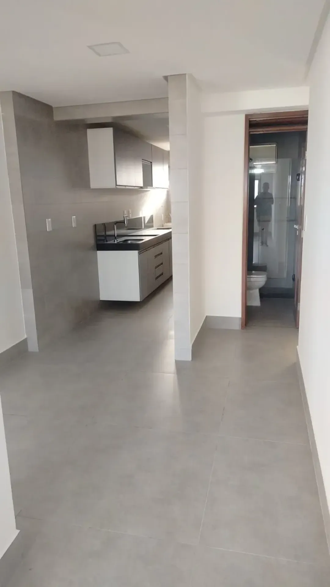 Cobertura com 4 suítes e 145 m² no 8º andar