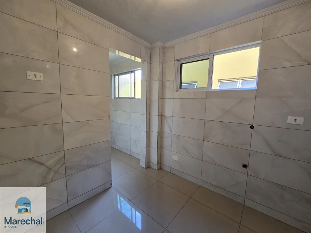 Apartamento com piso de madeira ou laminado, Sítio Cercado