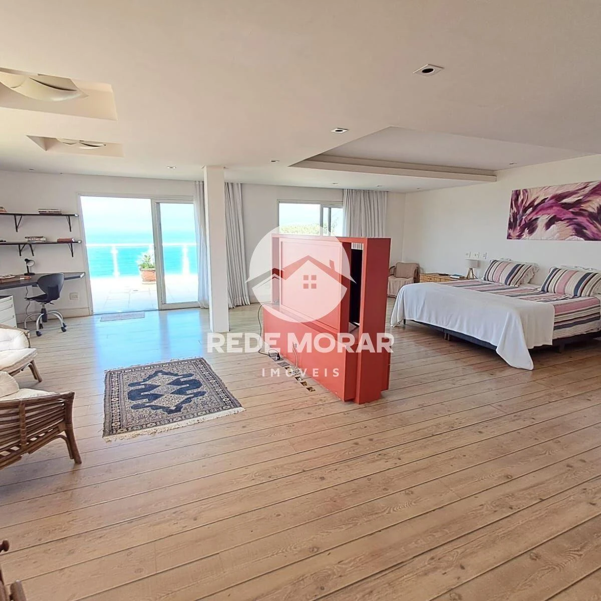 Furnished house, 1450 m², with a water view — photo 37