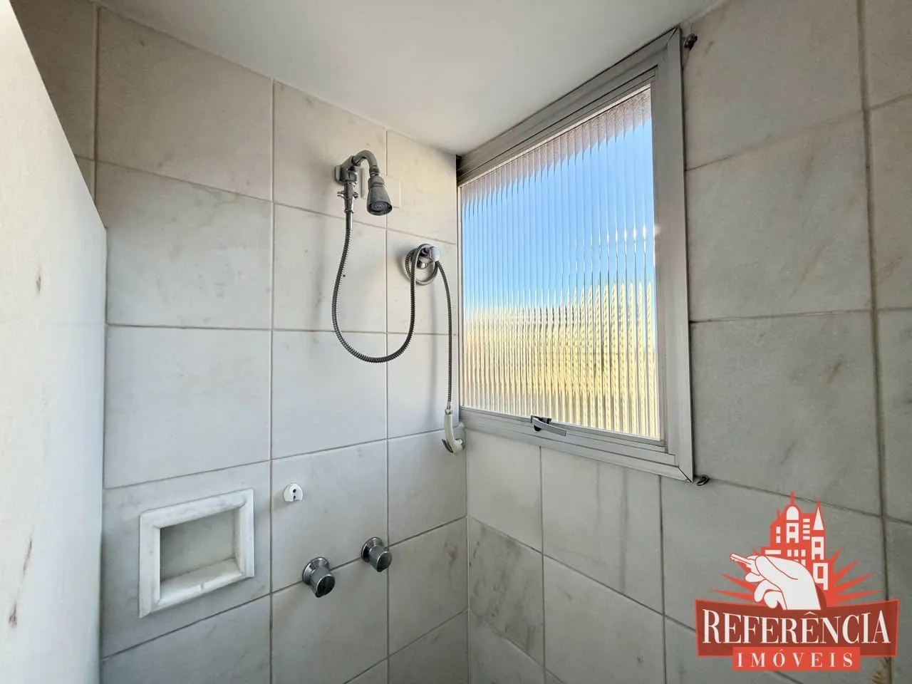 3-bedroom unfurnished apartment with a glass balcony and 2 parking — photo 38