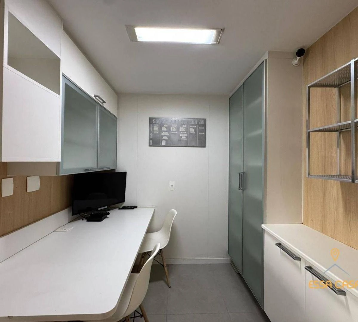 4-bedroom apartment with a water view in Rio de Janeiro — photo 12