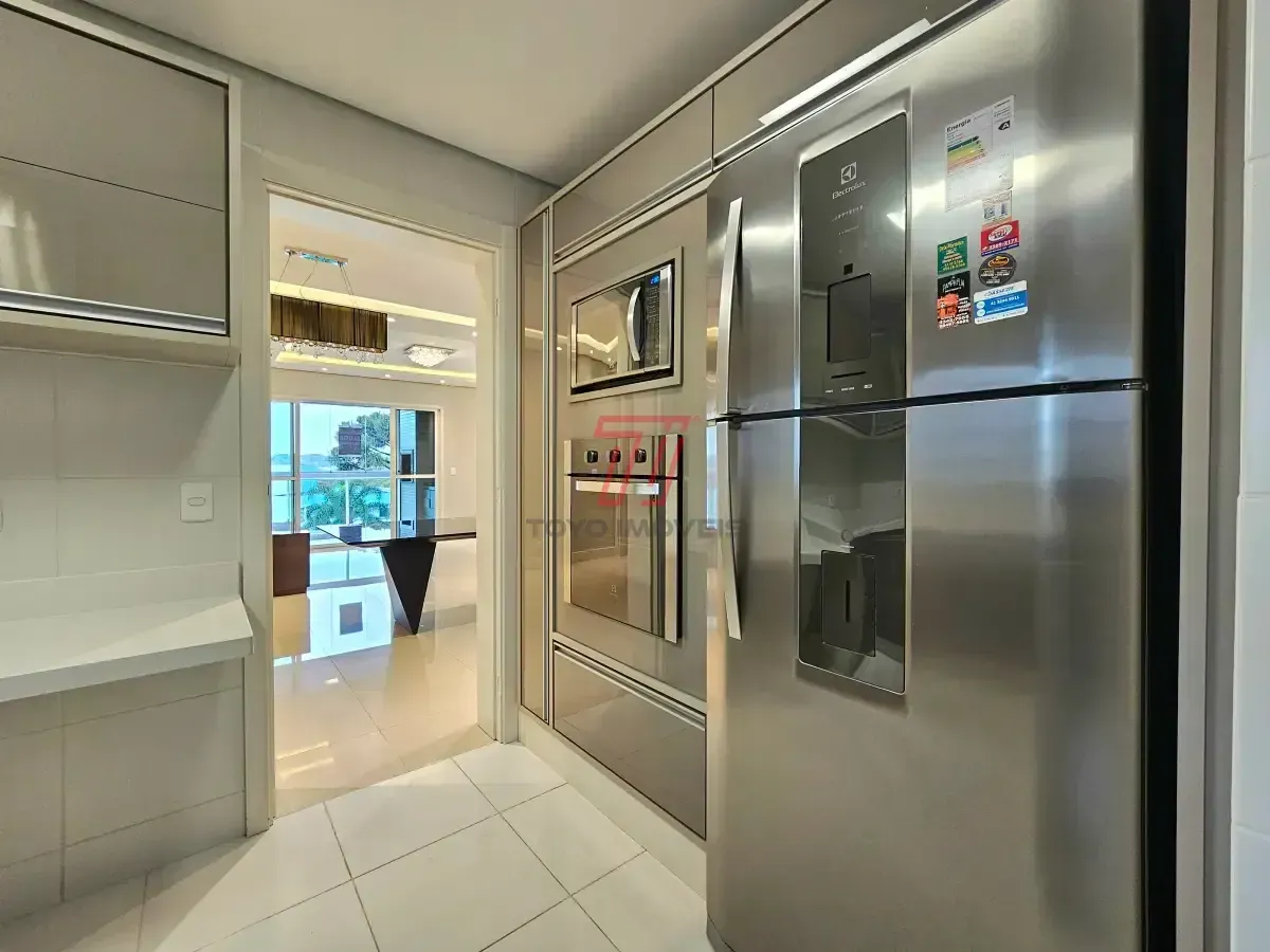 Apartamento de 3 dormitórios com suíte e 3 banheiros — photo 31
