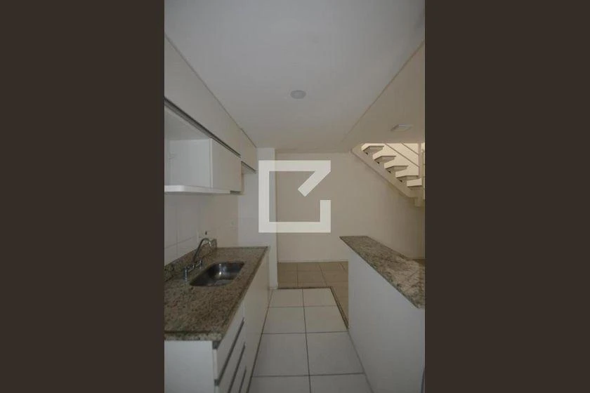 4-bedroom apartment in a building with a gym — photo 34