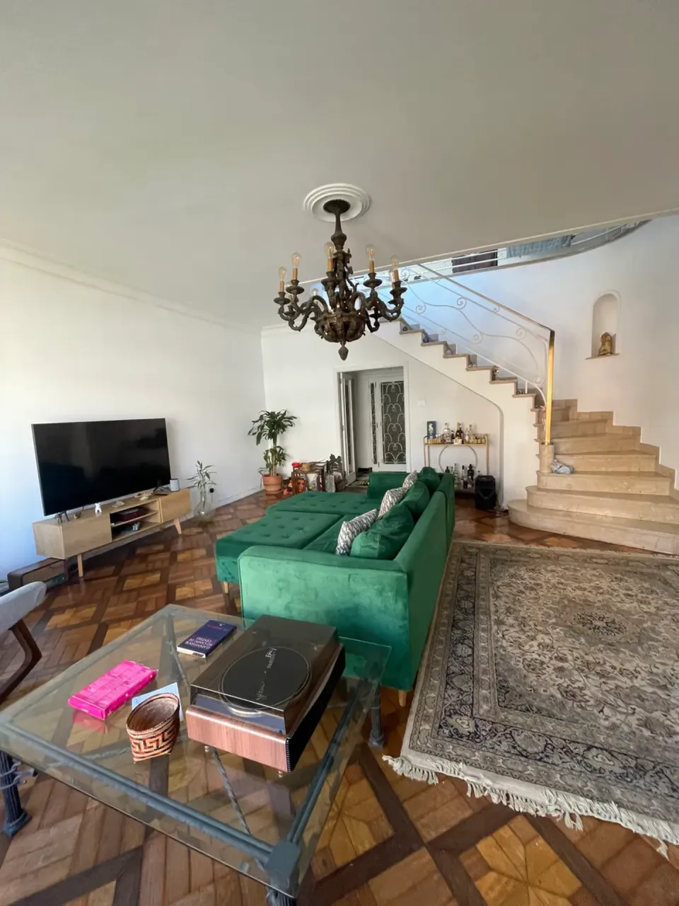 Apartamento mobiliado com 4 quartos e 5 banheiros — photo 3