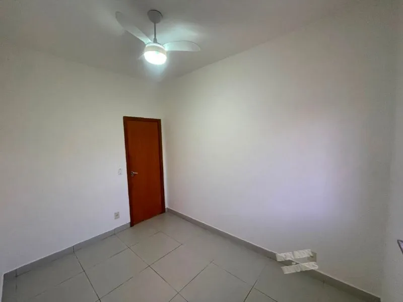 Unfurnished 1-bedroom apartment with 1 bathroom and no parking — photo 11