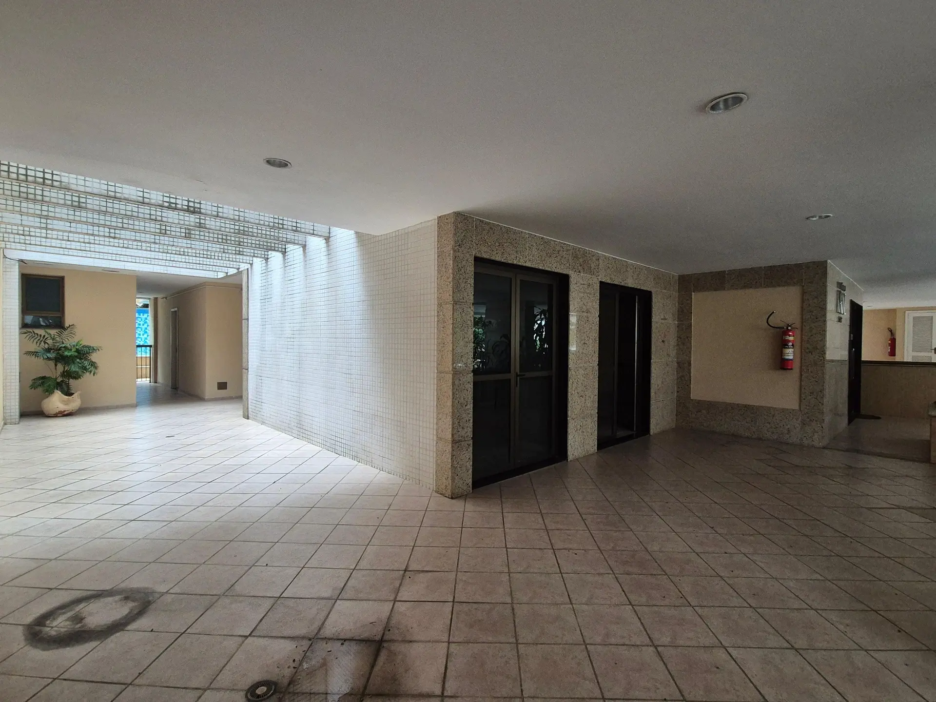 Apartamento sem mobília com 2 quartos e 2 vagas — photo 19