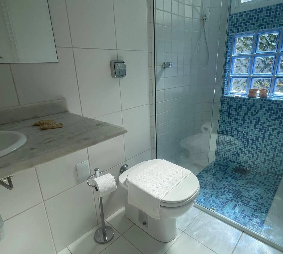 Home office in a 4-bedroom house, 320 m² — photo 26