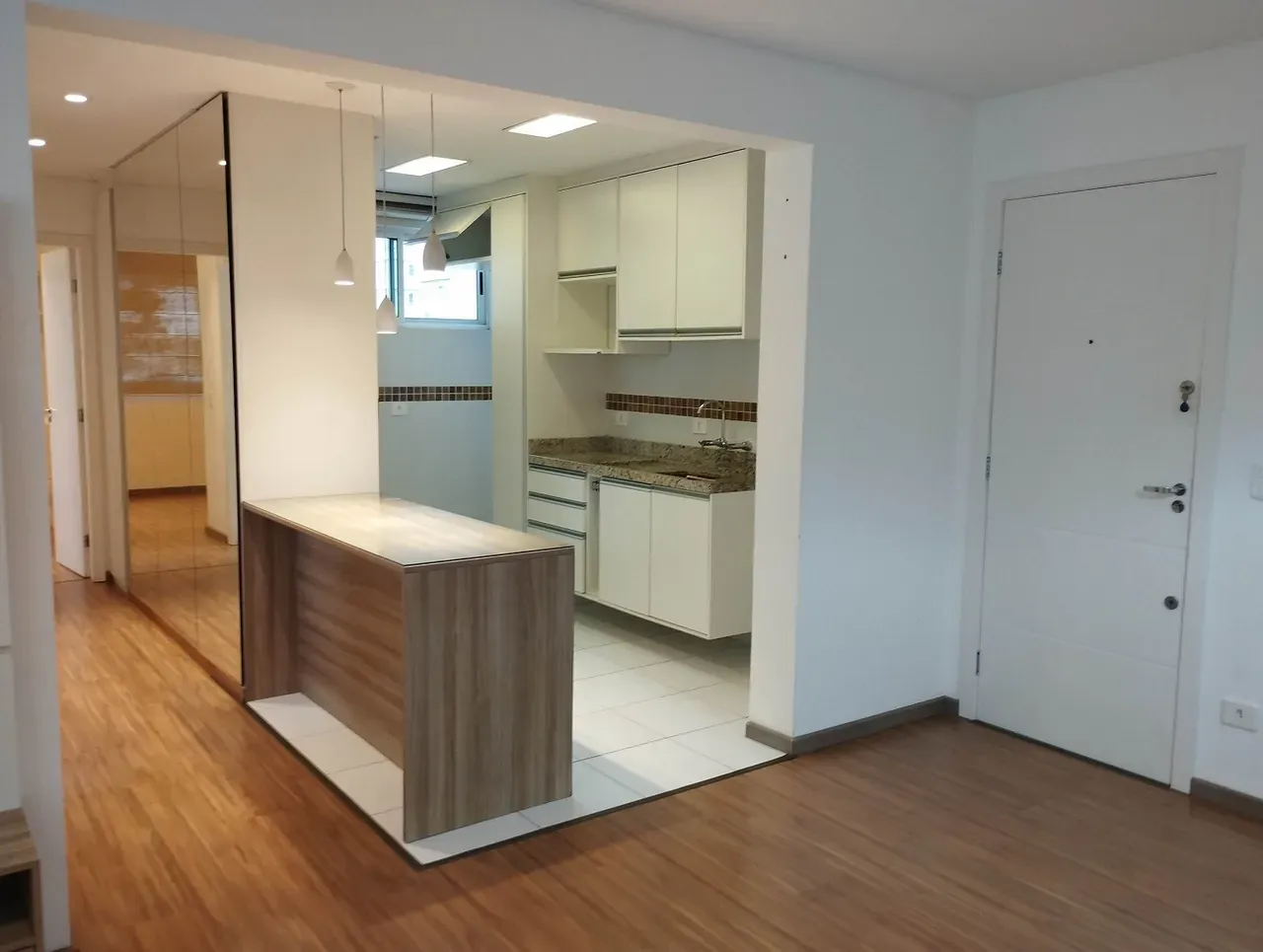 Home office in a 2-bedroom apartment, 60 m² — photo 2