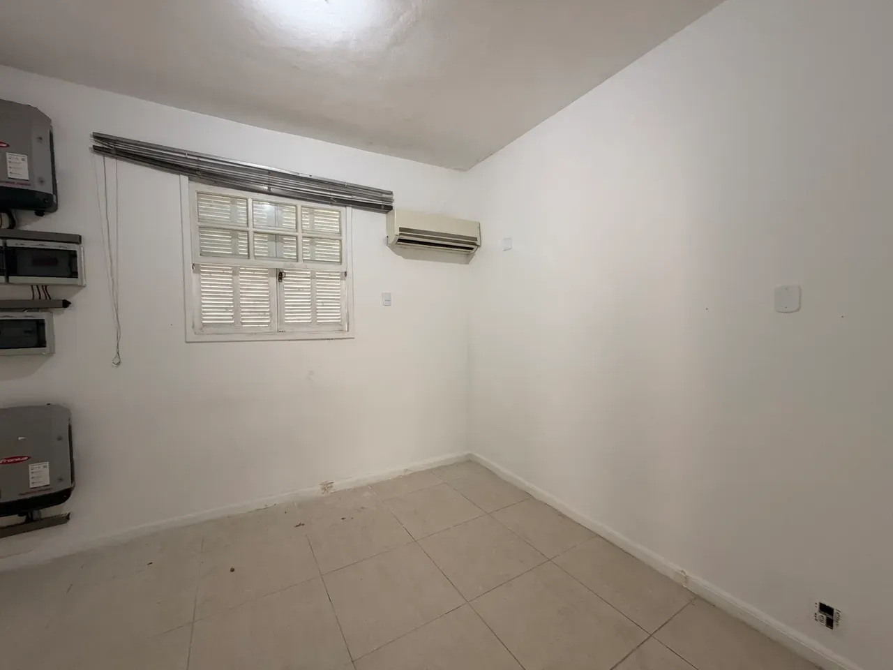 4-bedroom house with a bathtub in Rio de Janeiro — photo 7
