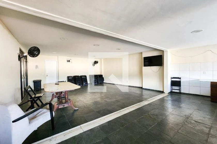 Furnished 100 m² apartment with 2 bedrooms and balcony — photo 36