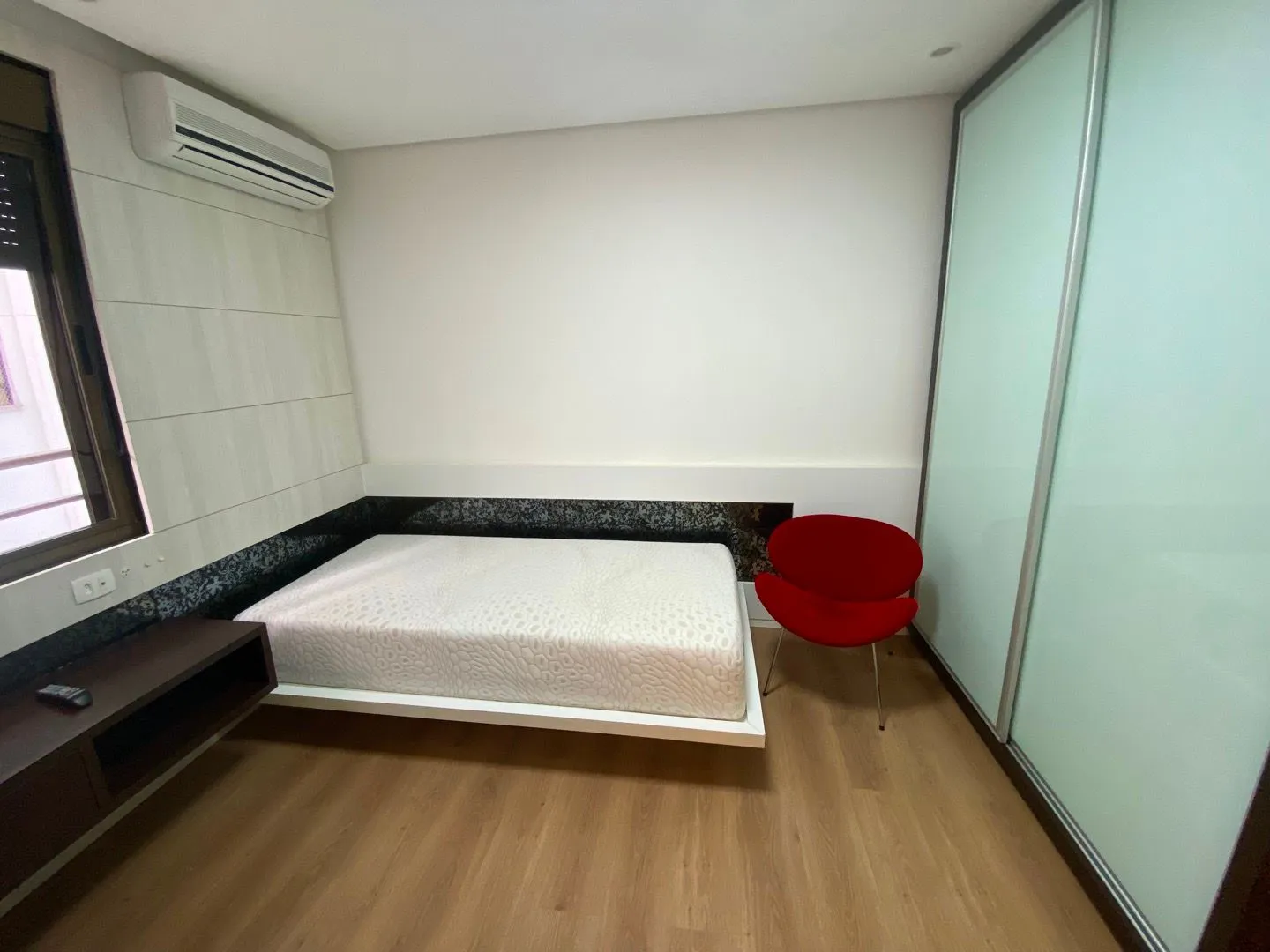Балкон з грилем та 3 спальні: квартира 397 м² — photo 29