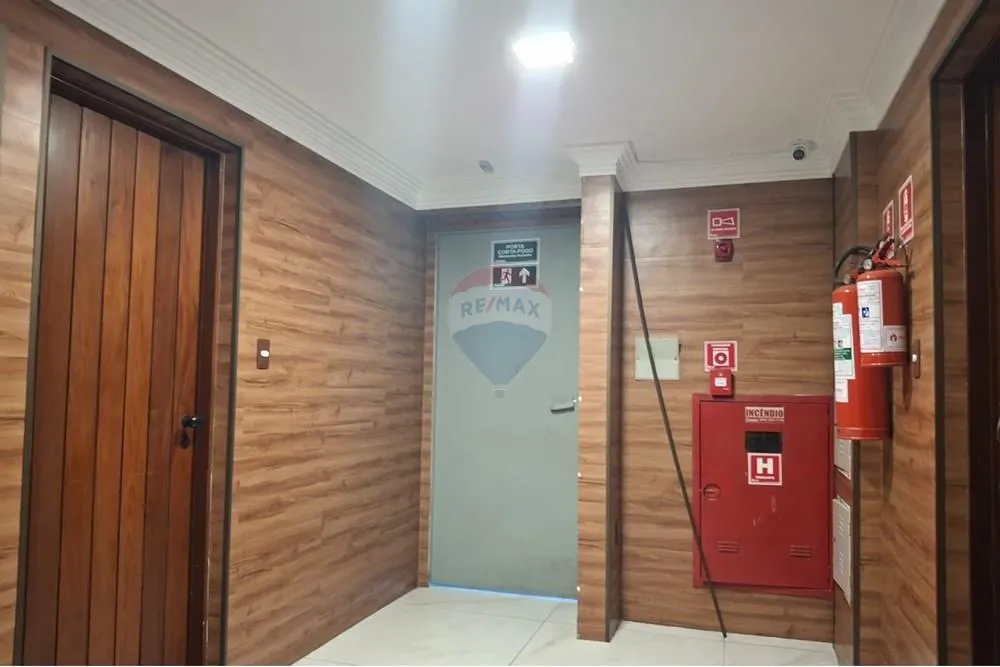 Private pool in a 3-bedroom apartment, 96 m² — photo 52