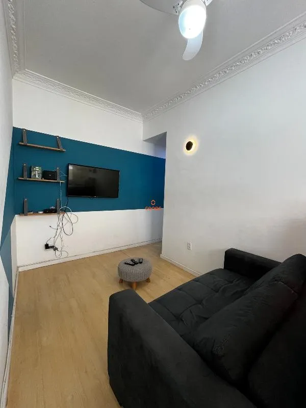 One-bedroom apartment with a washing machine — photo 12