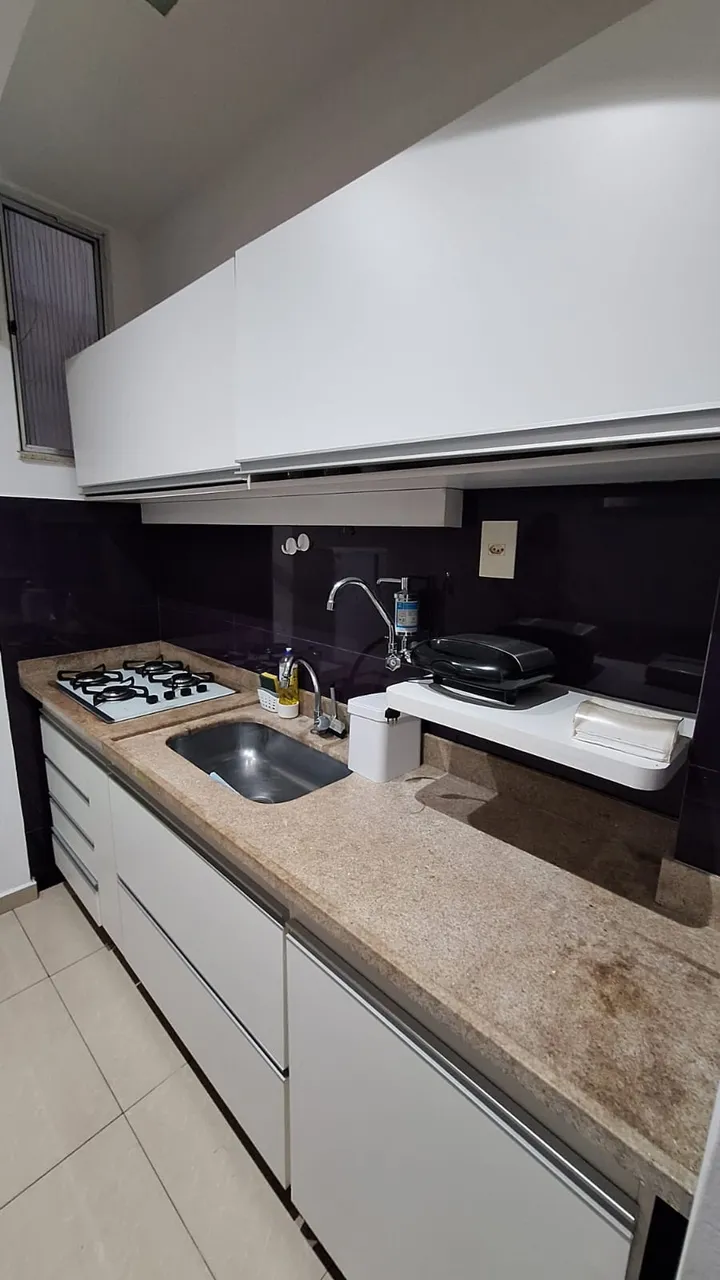 Furnished 1-bedroom apartment with open-plan kitchen — photo 20