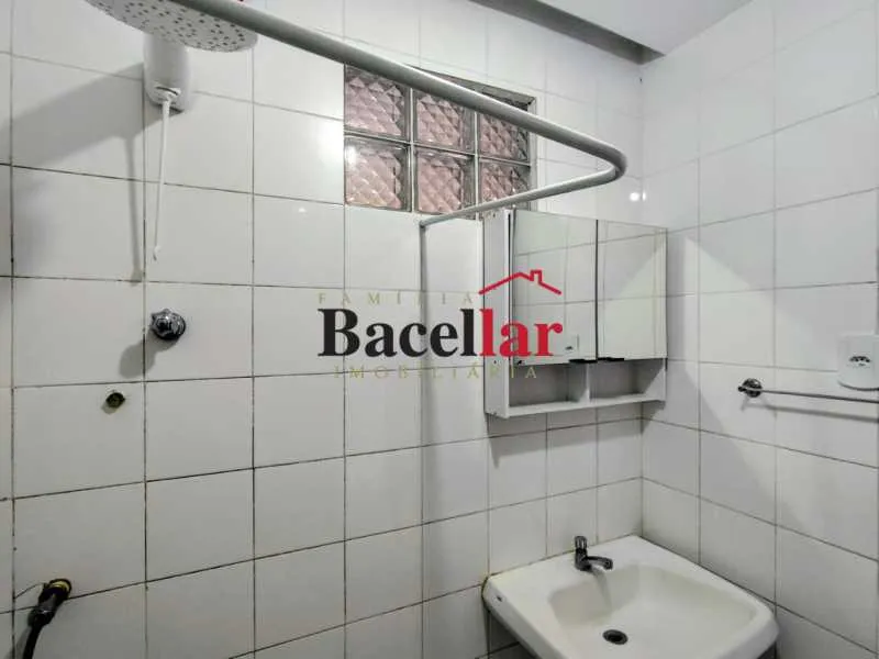 Washing machine in a one-bedroom apartment, 42 m² — photo 23