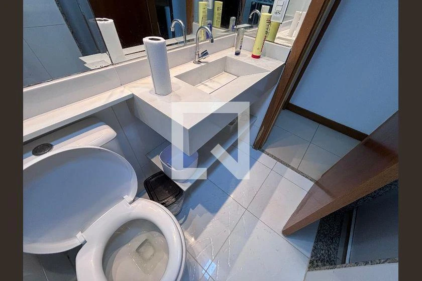 Top-floor apartment with 198 m², 4 bedrooms and 3 parking — photo 32