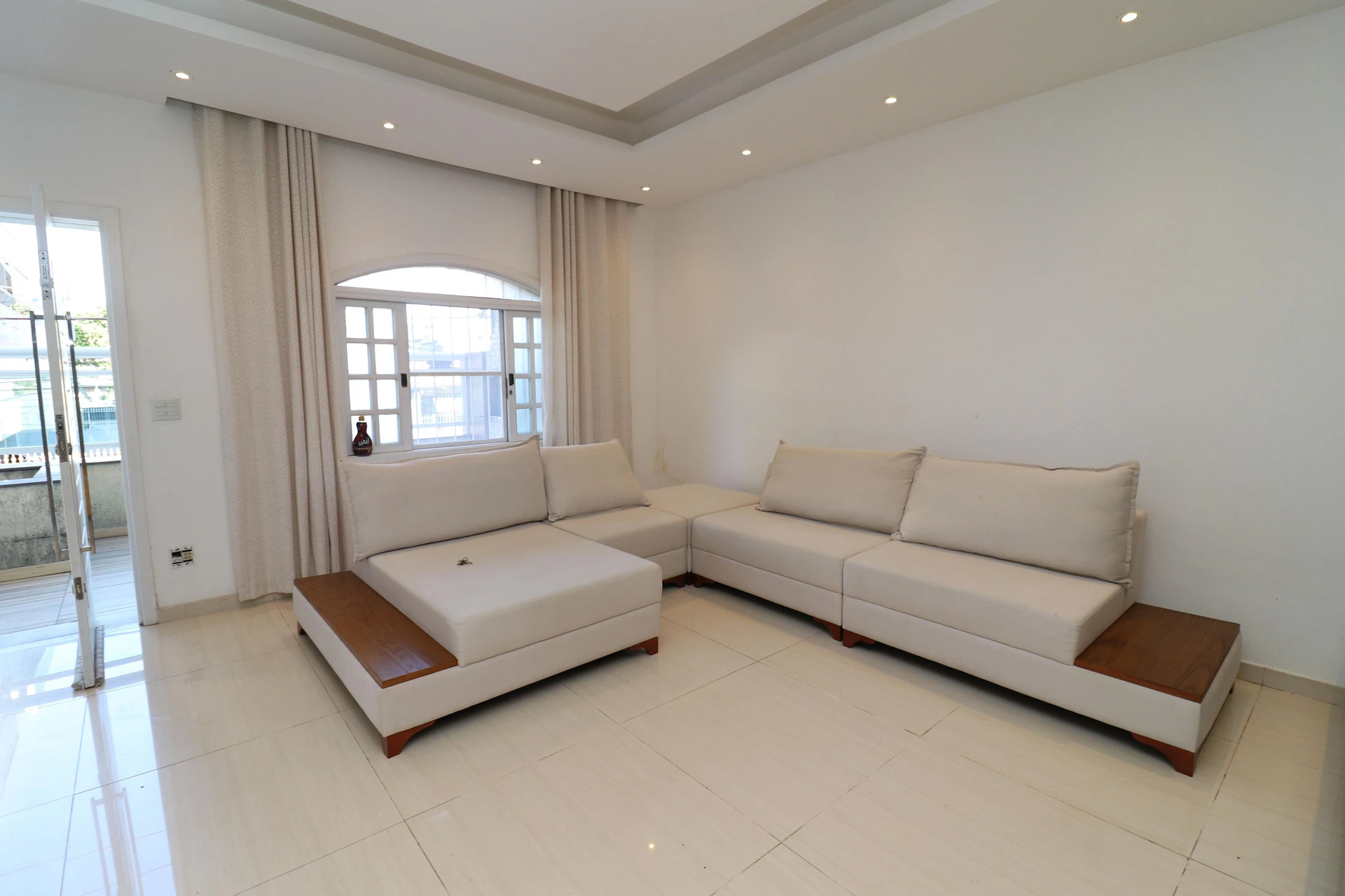 Furnished house with 3 bedrooms and a private garden — photo 4