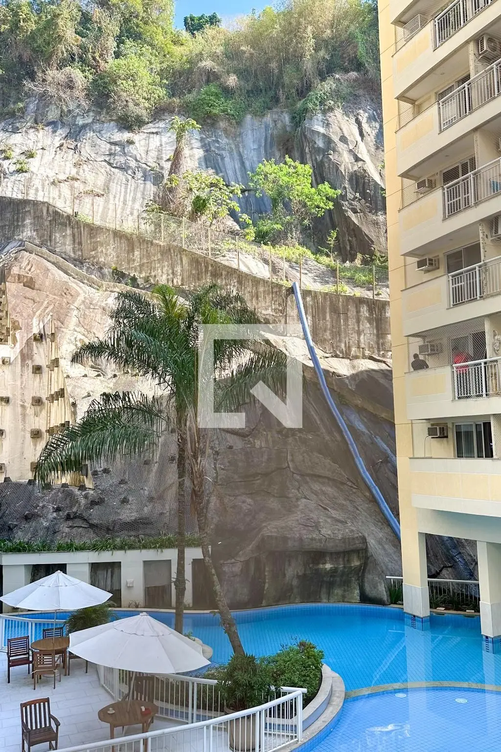 Mountain view in a 3-bedroom apartment, 87 m² — photo 17