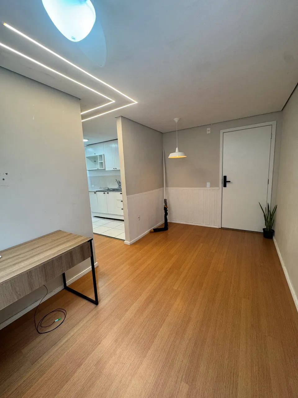 Home office in a 2-bedroom apartment, 43 m² — photo 7