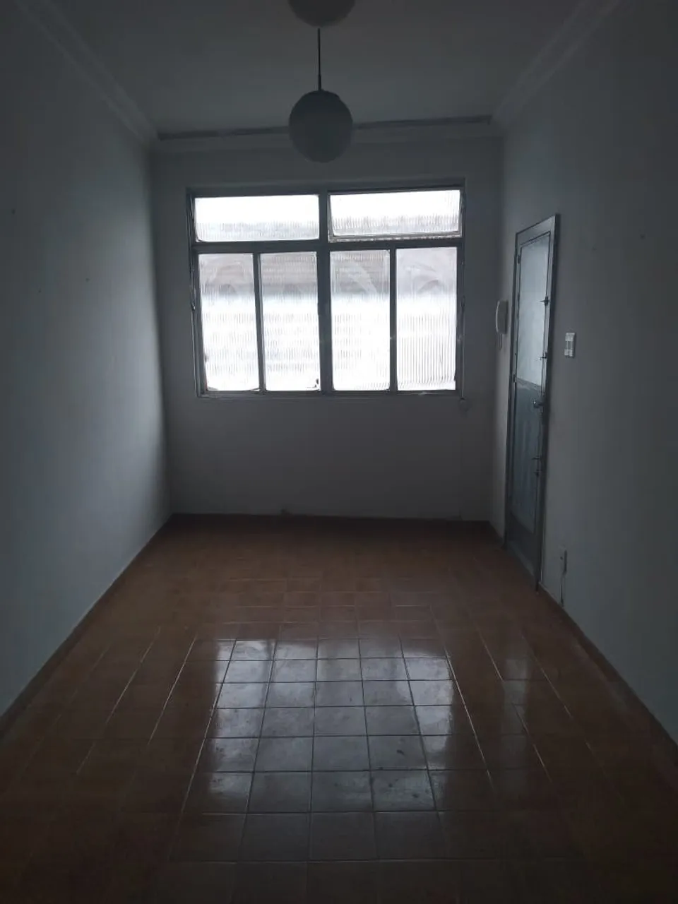 Unfurnished apartment with 2 bedrooms and 1 bathroom — photo 10