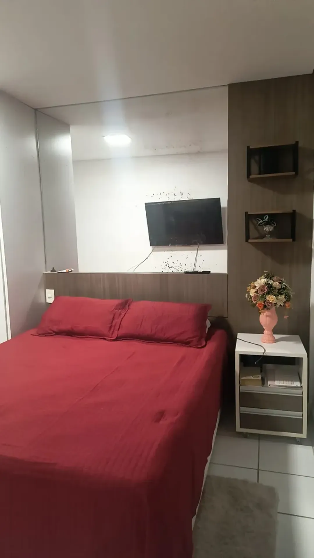 2-bedroom apartment in a building with a coworking space — photo 18