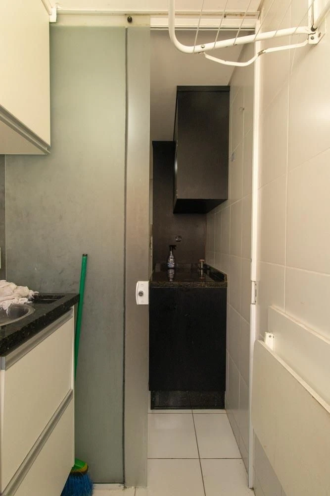 2-bedroom apartment in a building with a gym — photo 42