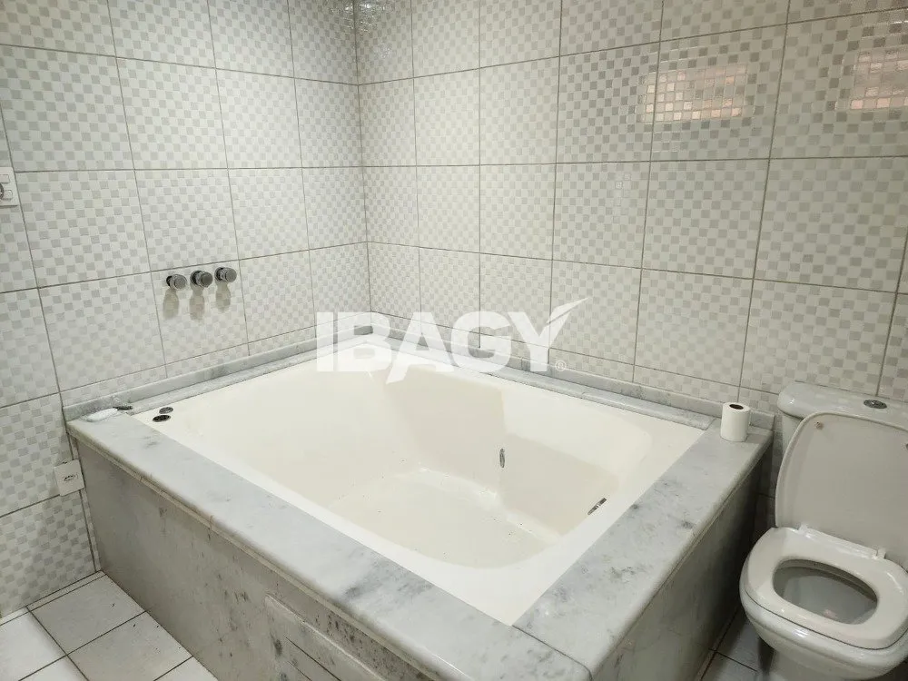 6-bedroom house with 600 m²; 3 suites and 5 bathrooms — photo 31