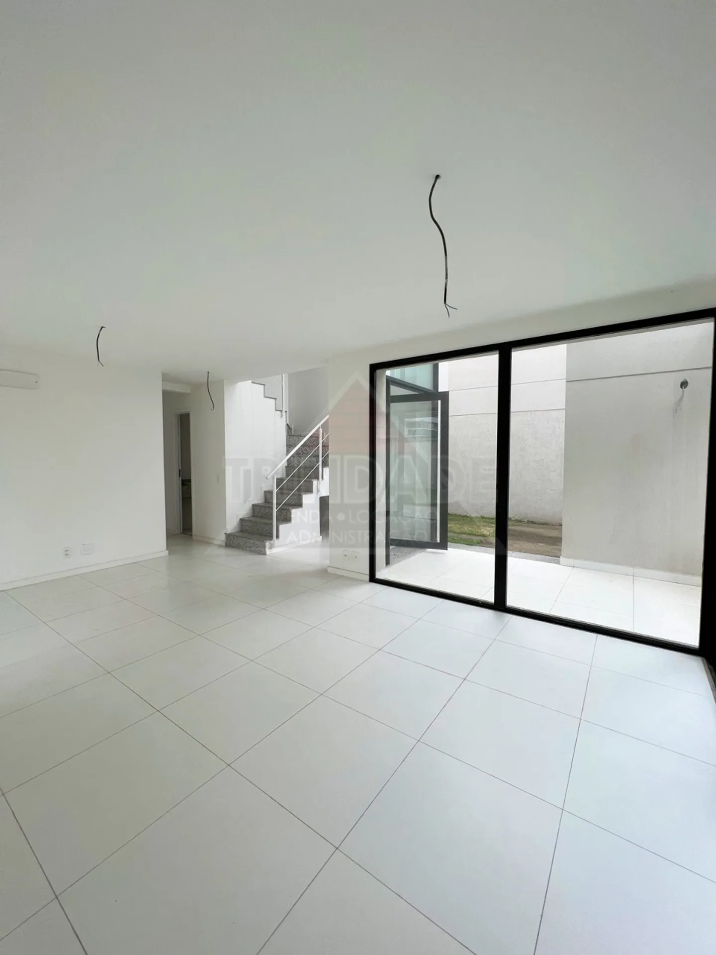 Casa com 3 suítes, 4 vagas e 366 m² — photo 7