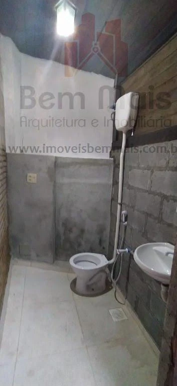 Unfurnished 4-bedroom apartment with closed kitchen — photo 39