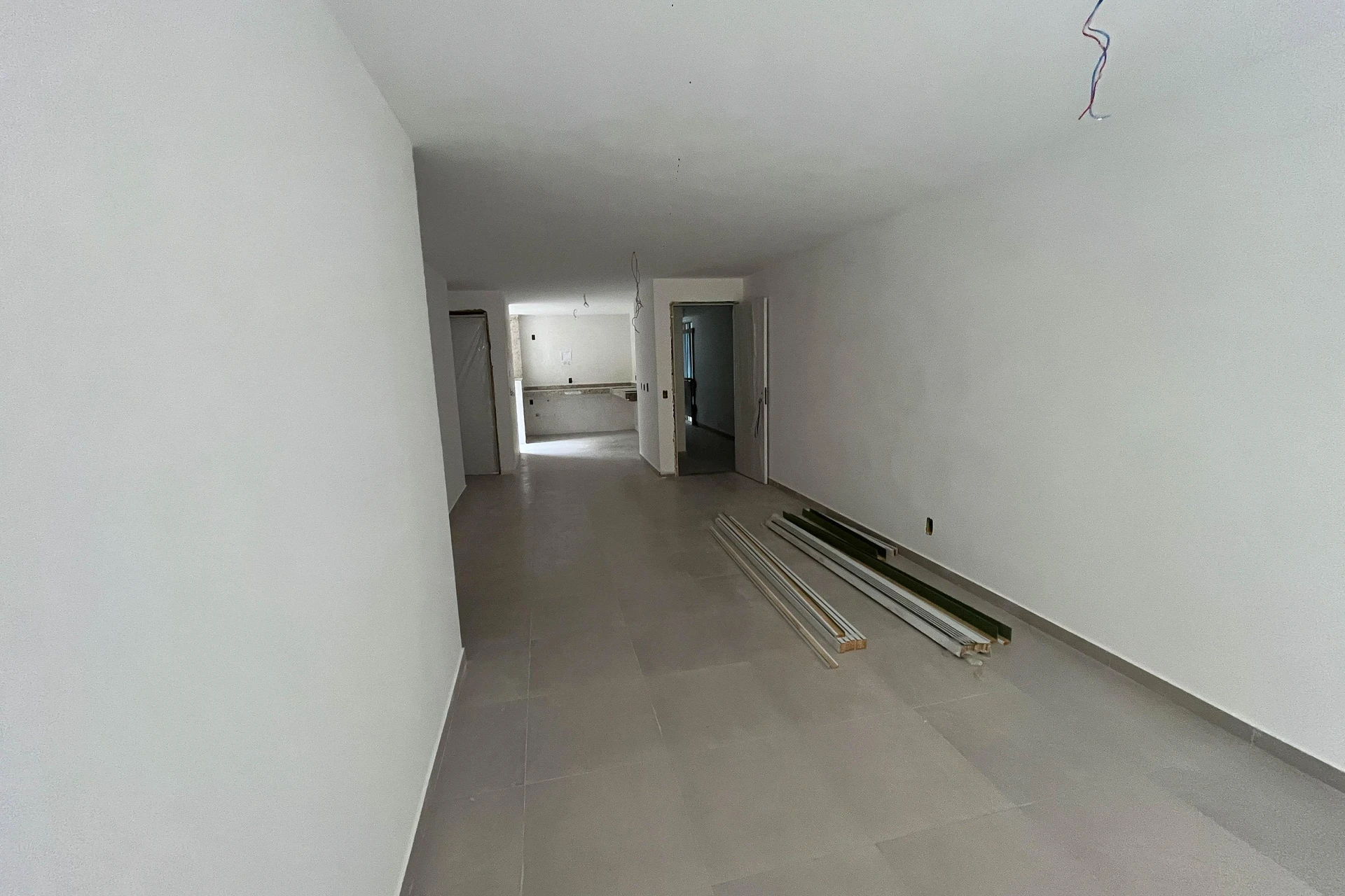 2-bedroom apartment with a mountain view — photo 21