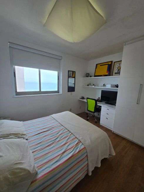 Furnished 200 m² apartment with 4 bedrooms and 3 parking — photo 16
