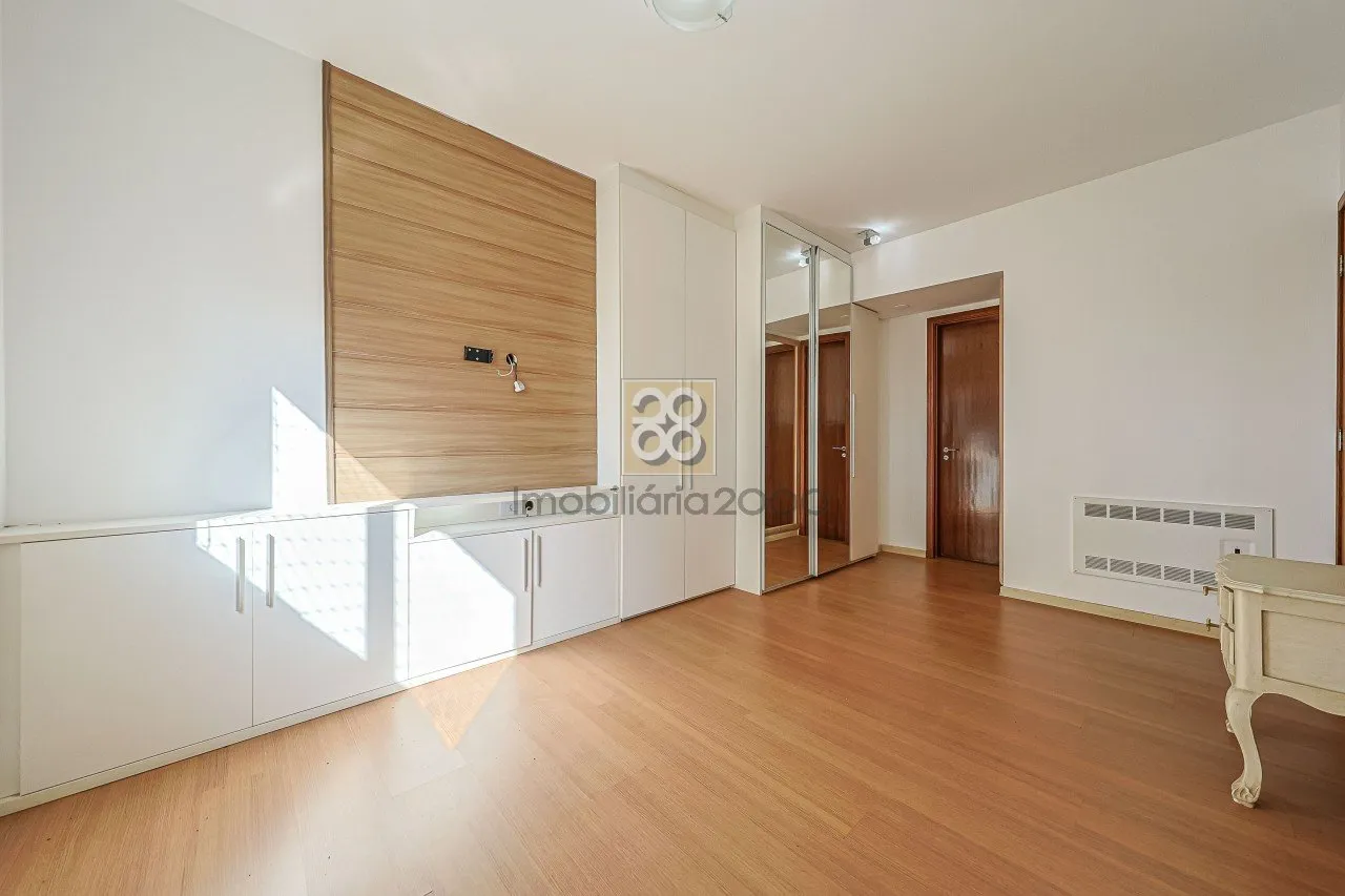 3-bedroom apartment with 1 en-suite, 148 m² — photo 19