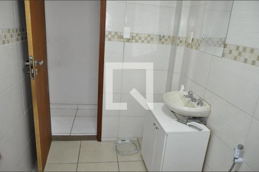Apartamento mobiliado de 3 quartos com playground e 84 m² — photo 24