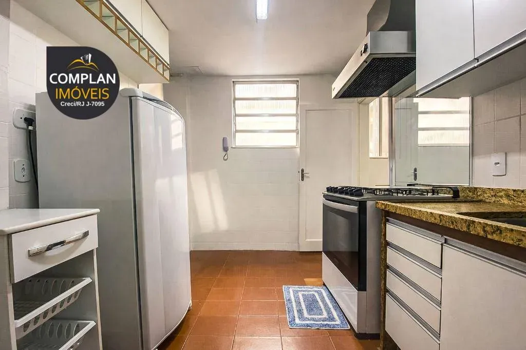 Apartamento com 3 quartos e armários embutidos — photo 28