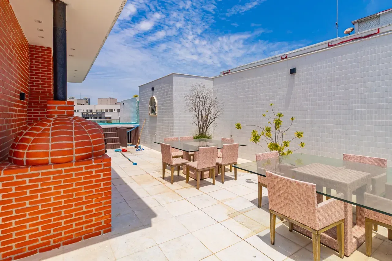 575 m² apartment with 4 en-suite bedrooms and 4 parking — photo 89