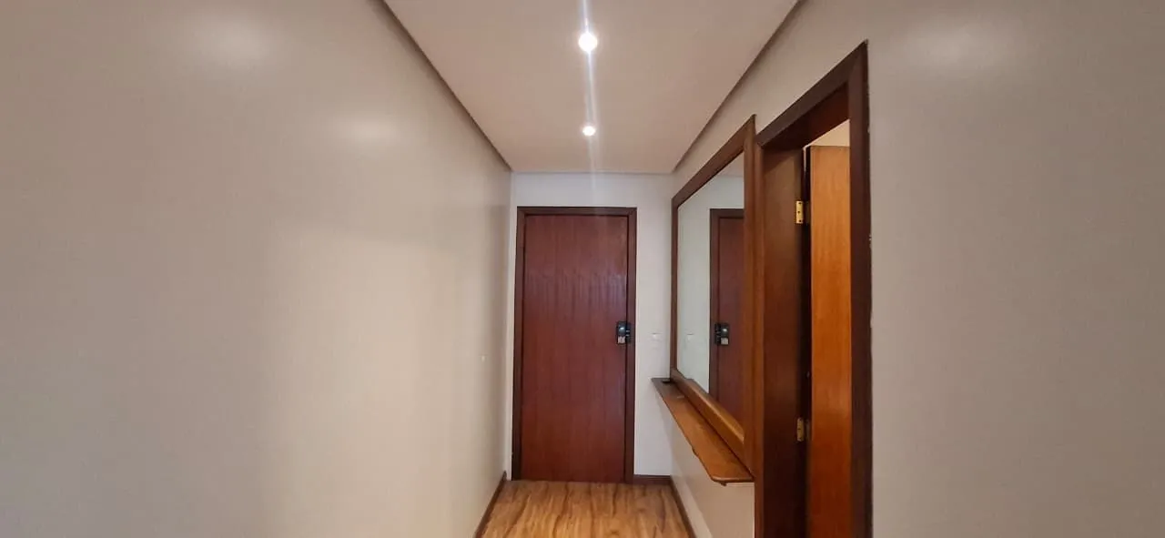 4-bedroom apartment with glass balcony and 152 m² — photo 22