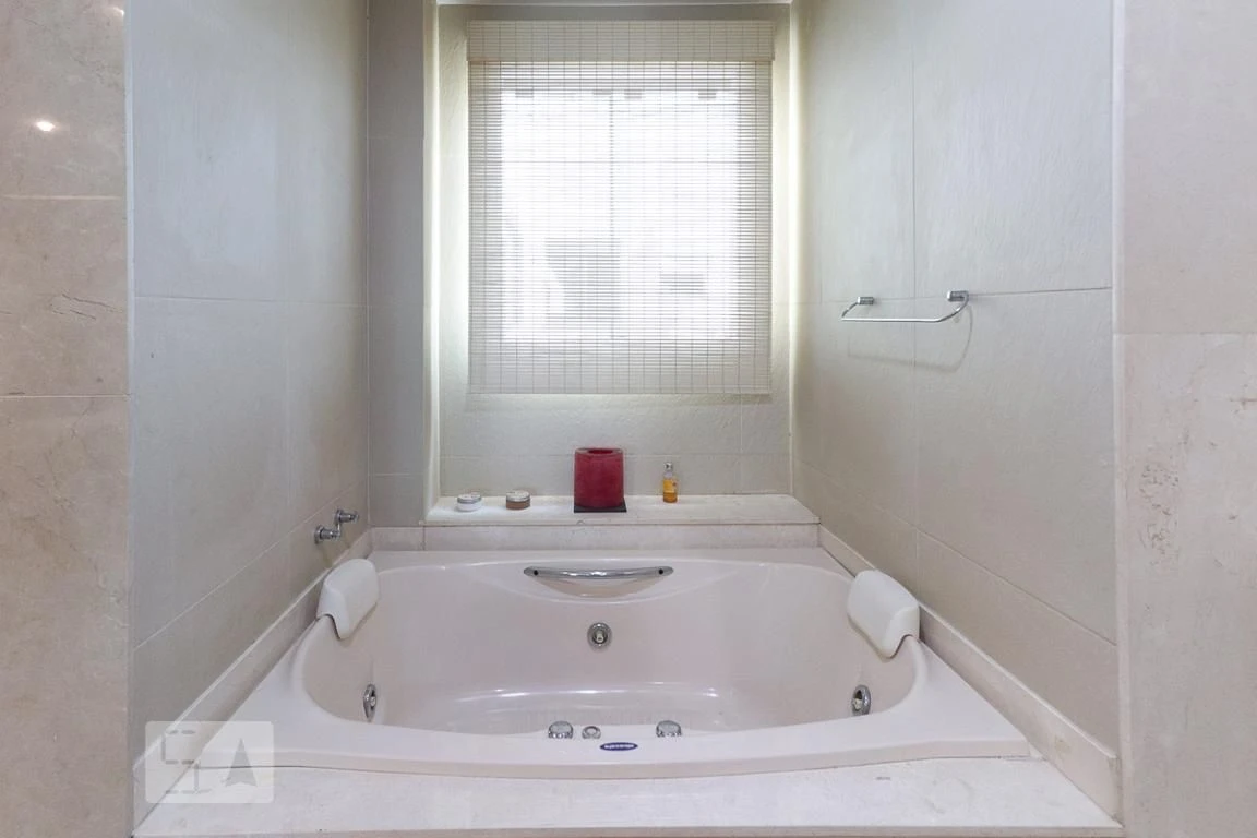 Apartamento mobiliado com 5 quartos e cozinha a gás — photo 49