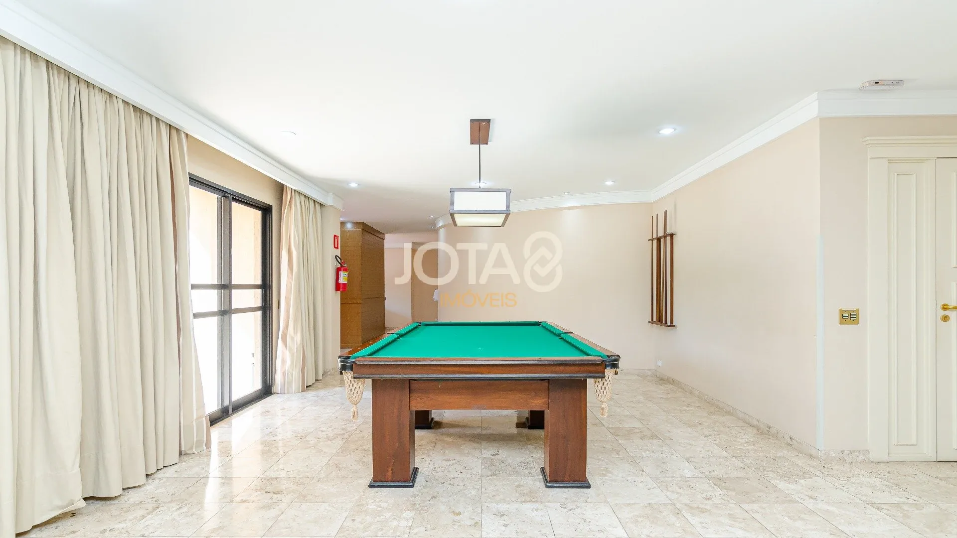 Apartamento de 3 dormitorios con balcón y 2 plazas, 109 m² — photo 30