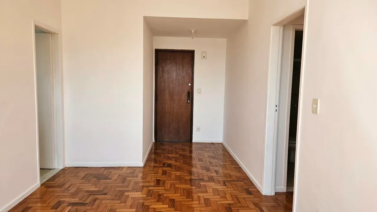Apartamento com piso de madeira ou laminado, Tijuca — photo 15