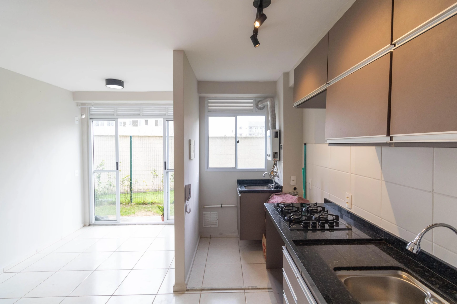 Apartamento mobiliado em condomínio com academia — photo 18