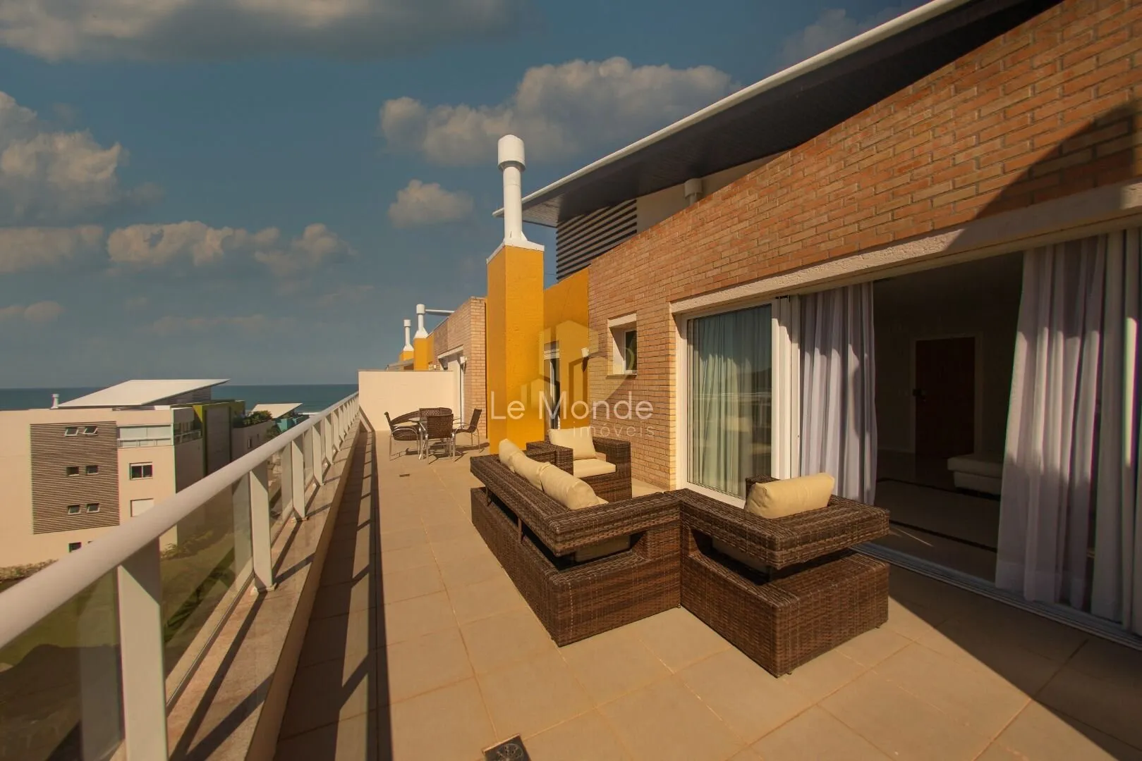Apartamento amueblado con 4 dormitorios y 382 m² — photo 24