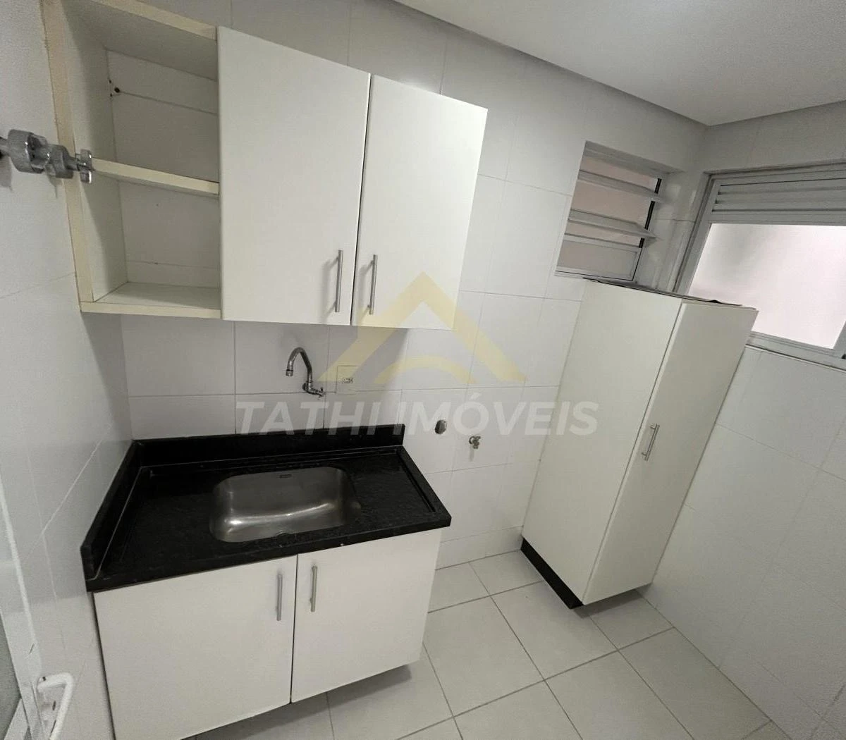 Furnished apartment, 86 m², with a grill on the balcony — photo 2